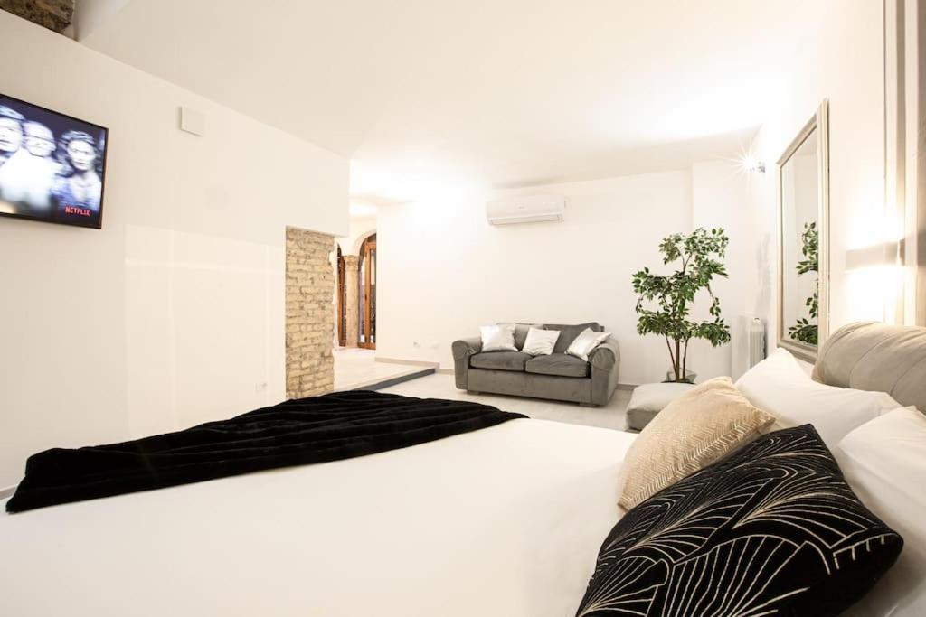 Memorable Jacuzzi Suite Navona - Top Collection Рим Экстерьер фото